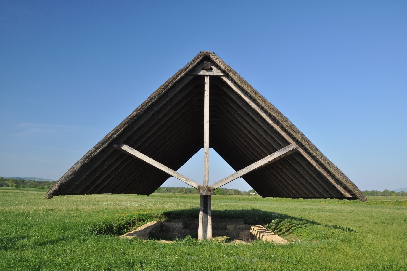 Lebdeča streha foto Žaklin Križaj